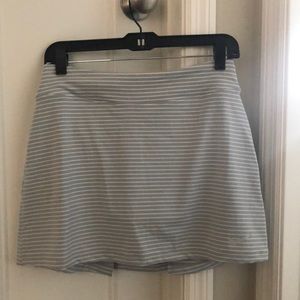 Nike Golf Skirt Gray and White Striped